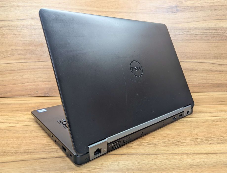 2201/Dell Latitude E5470/14"/Intel I5-6200U/240 GB SSD/RAM 8 GB/