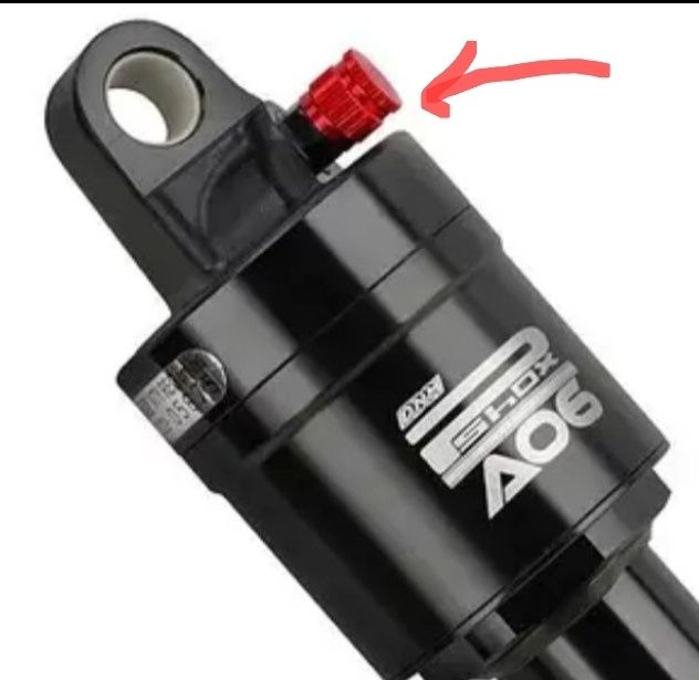 Задняя подвескс и пневмоамортизатор