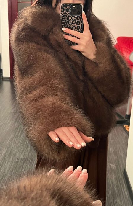 Шоколадна еко шубка в стилі ZARA