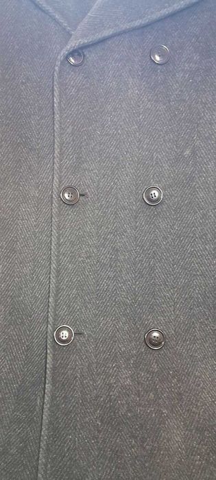 Продам Чоловіче зимове пальто - тепле, стильне, класичне