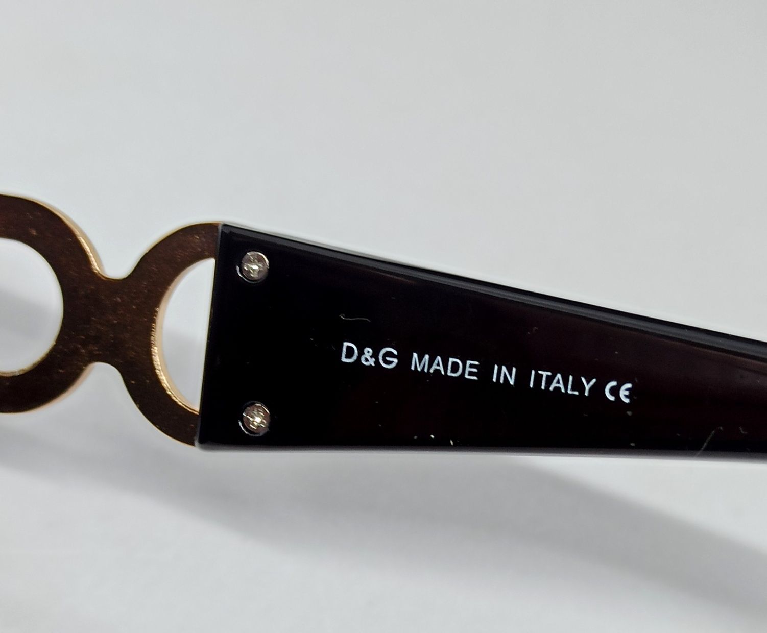 Dolce & Gabbana очки женские большие черные с золотым логотипом
