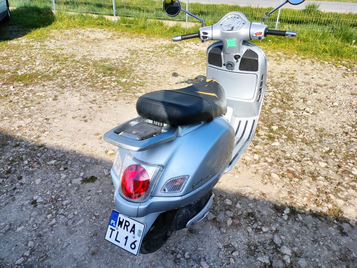 Vespa GTS 125cm3, 2004r, zarejestrowany w PL