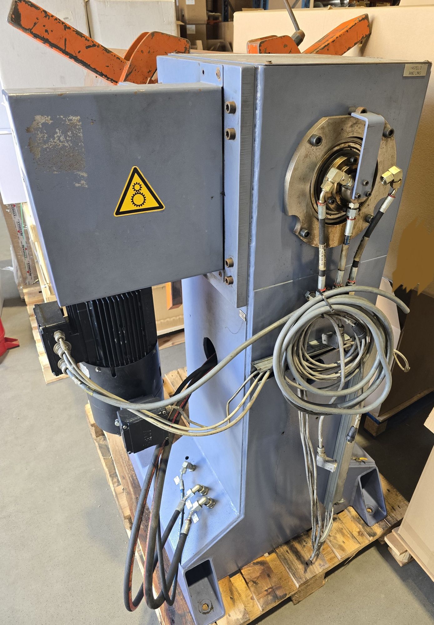 Rozwijak do blachy 500mm  3500kg z hydraulika