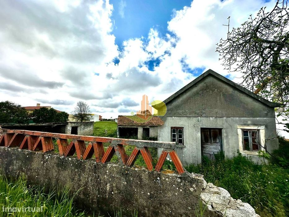 Terreno com 2800m2