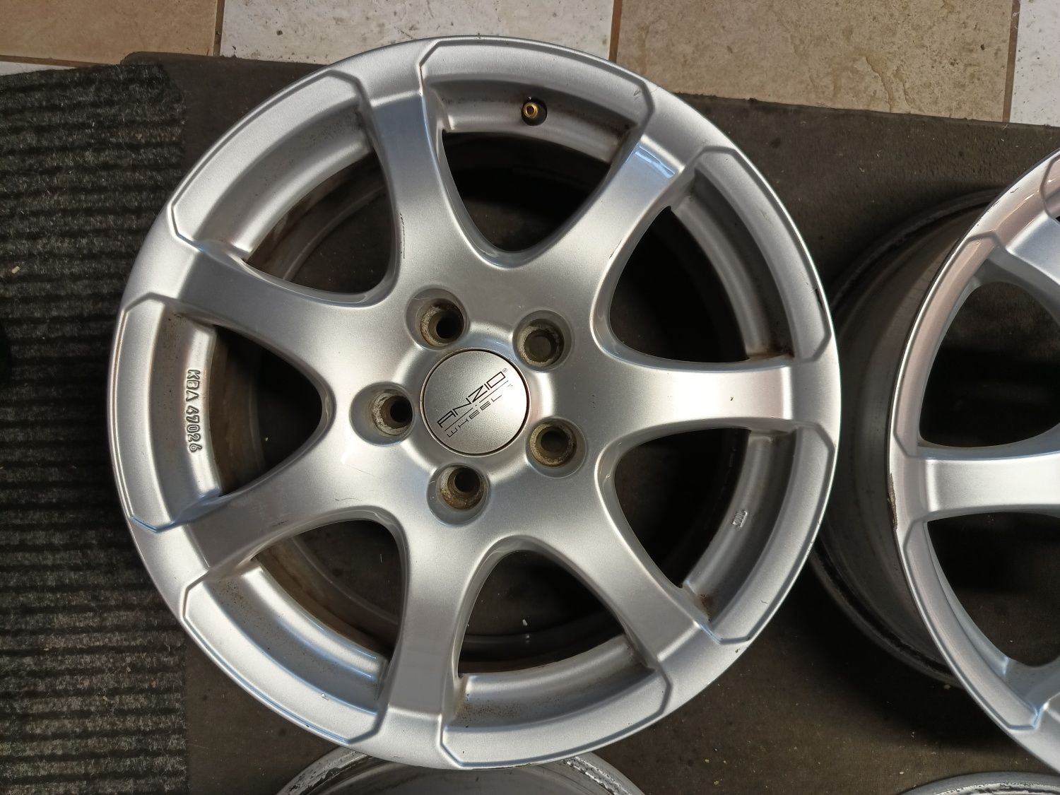 Felgi aluminiowe 16” 5x110 ANZO 7Jx16H2 ET 38 Astra Vectra Zafira SAAB