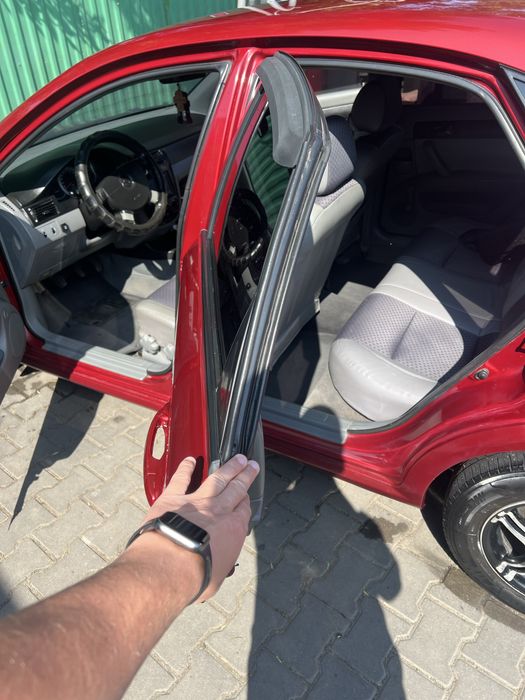 Chevrolet Lacetti 1.6 бензин • Кондиционер • Документы в порядке