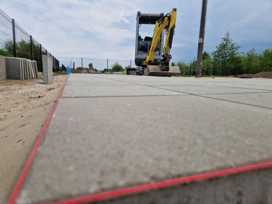minikoparka, koparka,wywrotka 3.5t, Układanie kostki brukowej, wiertni