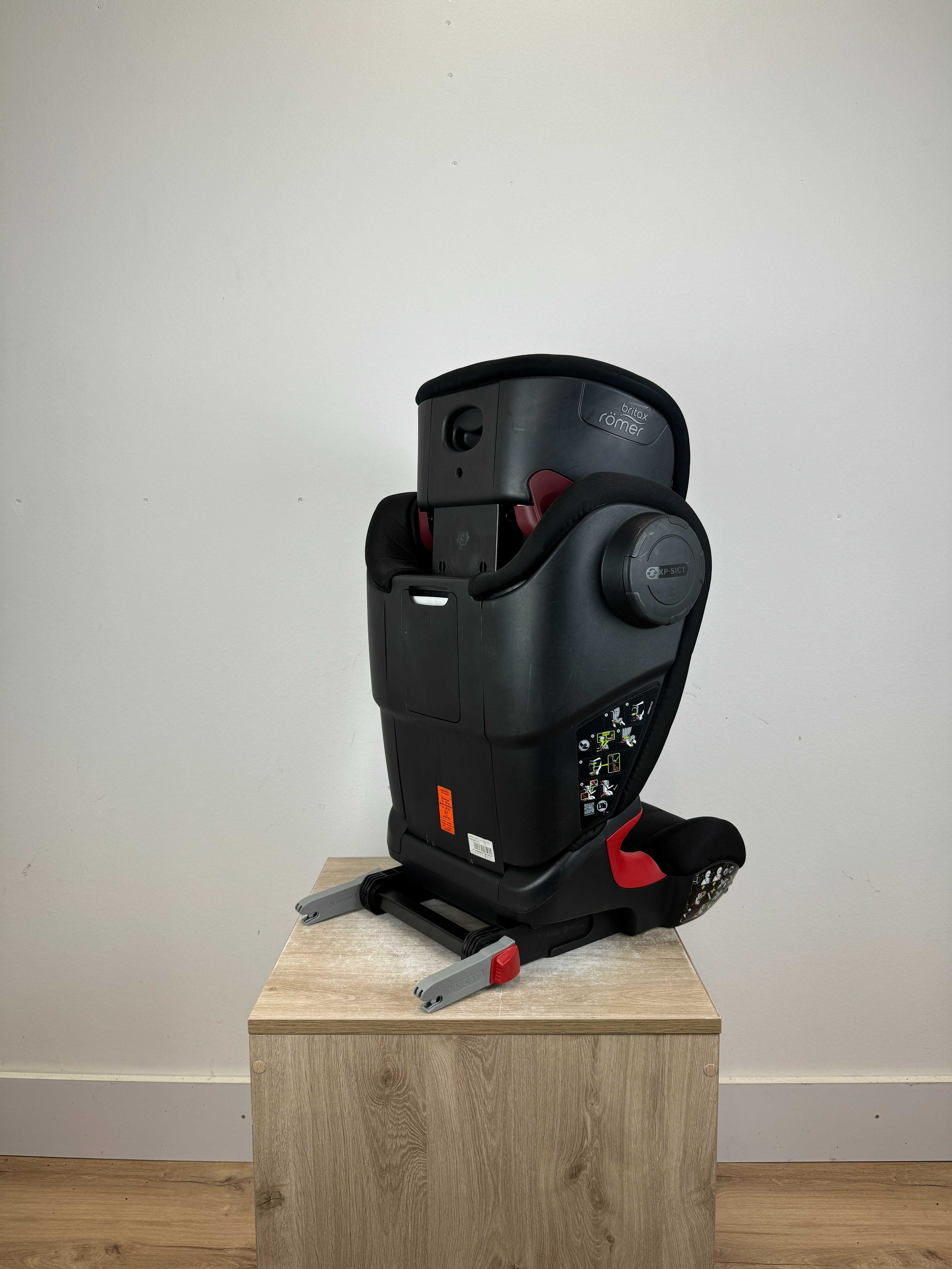 Fotelik samochodowy Britax & Romer Kidfix 2S Cosmos Black 15-36Kg