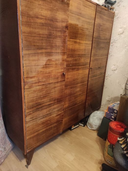 Шафа в доброму стані безкоштовно