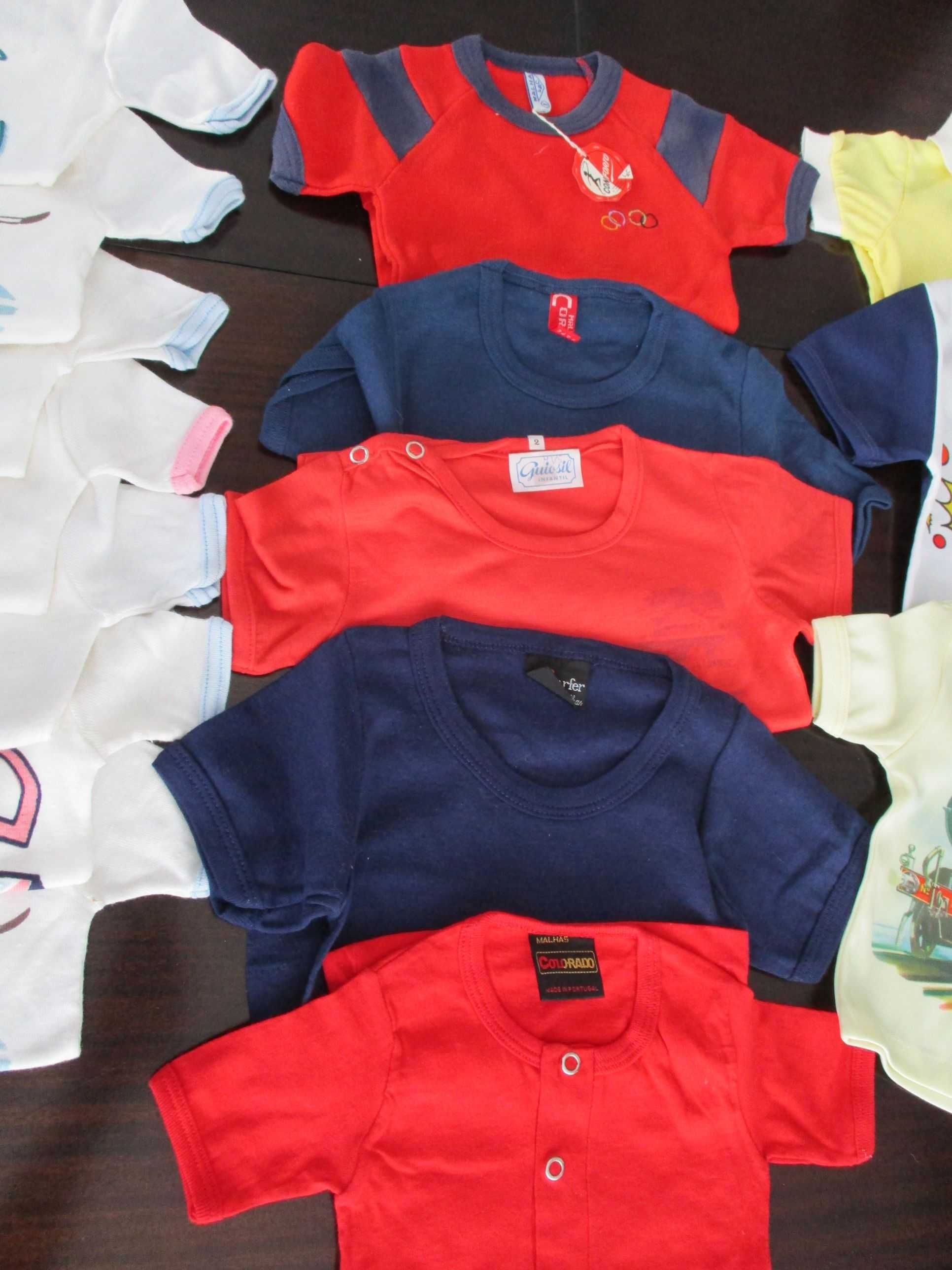 Lote 15 peças novas de bebé menino/a 8-24 meses, T-shirts, camisolas
