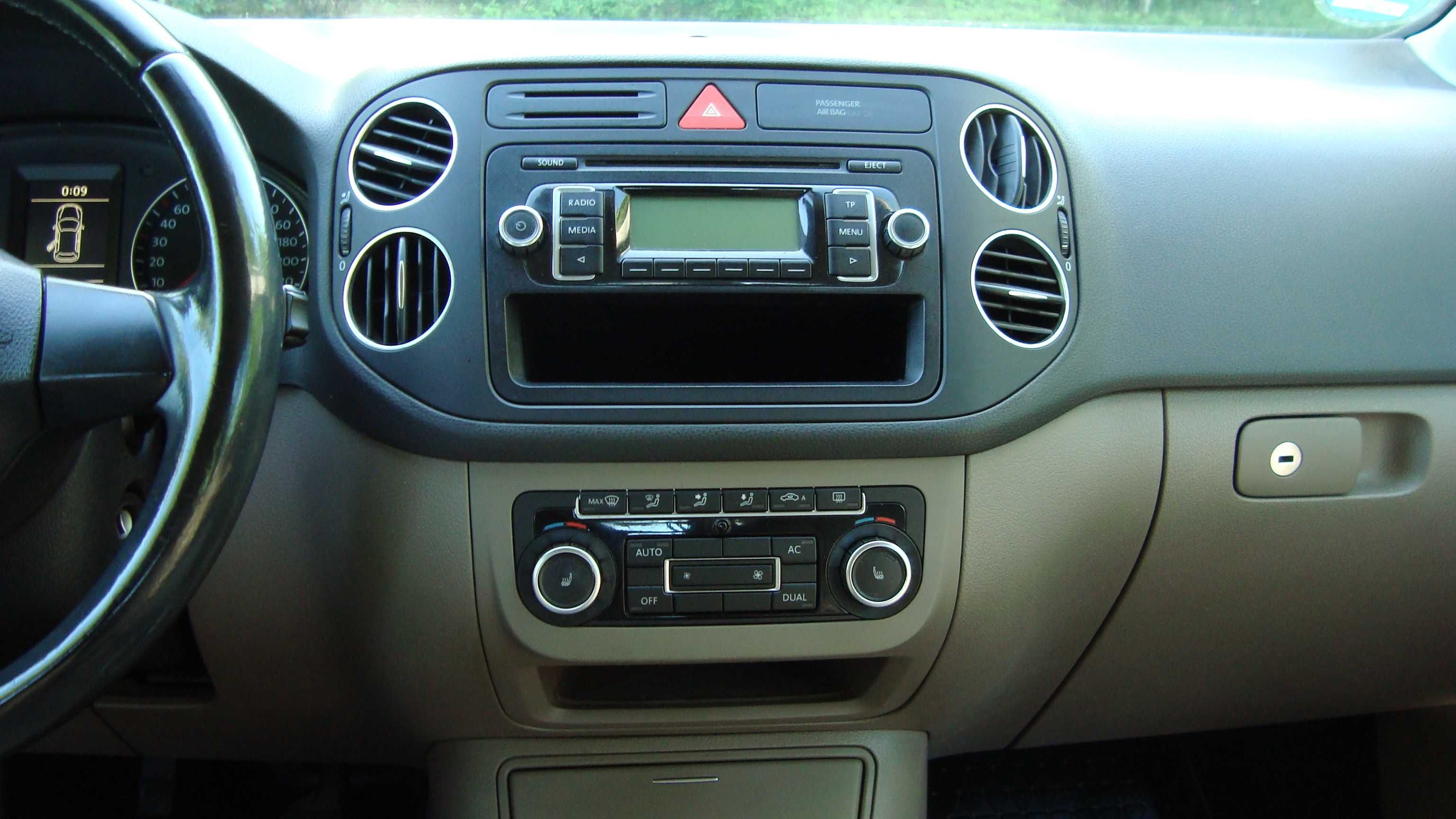 VW Golf VI Plus 1,4 MPI 2009r przebieg 101.500 km