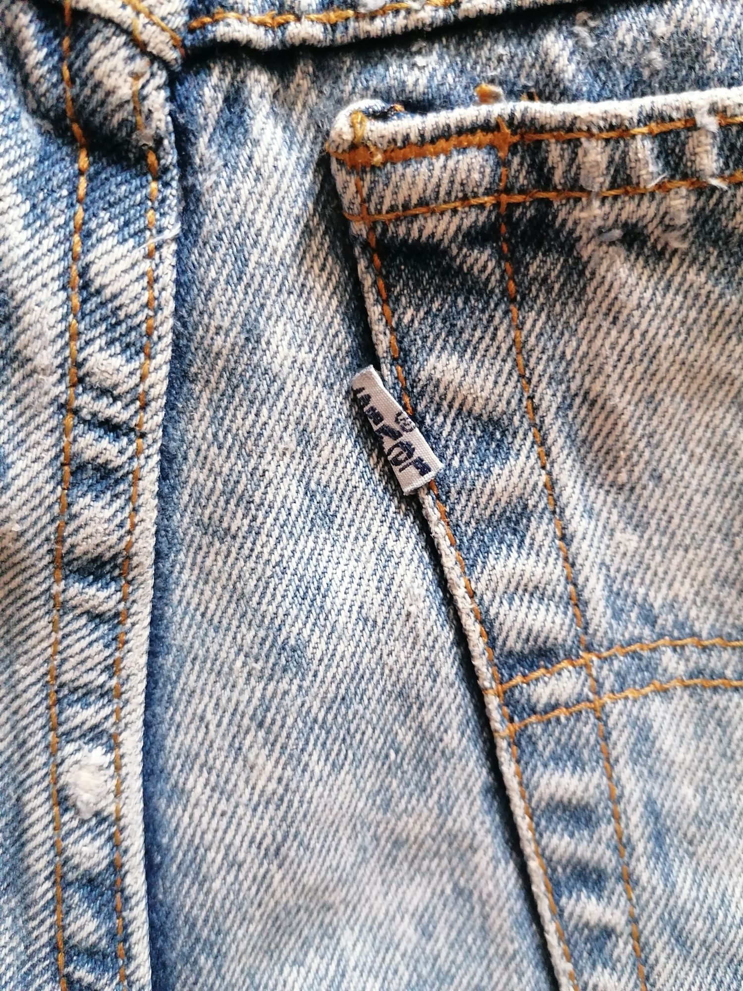 Krótkie spodenki szorty Levi Strauss