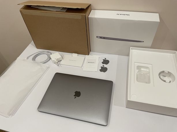 Ноутбук Apple MacBook Air 13" M1 256GB 2020 (MGN63) Space Gray