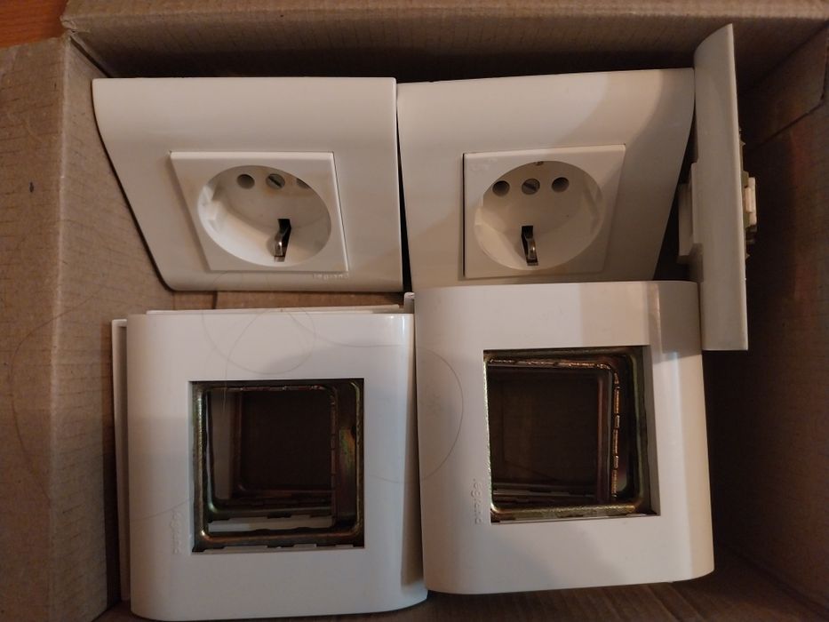 Aparelhagem de tomadas e interruptores Legrand série Mosaic