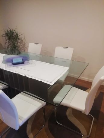 Mesa de jantar de sala