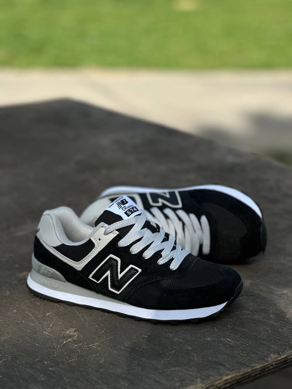 New Balance black