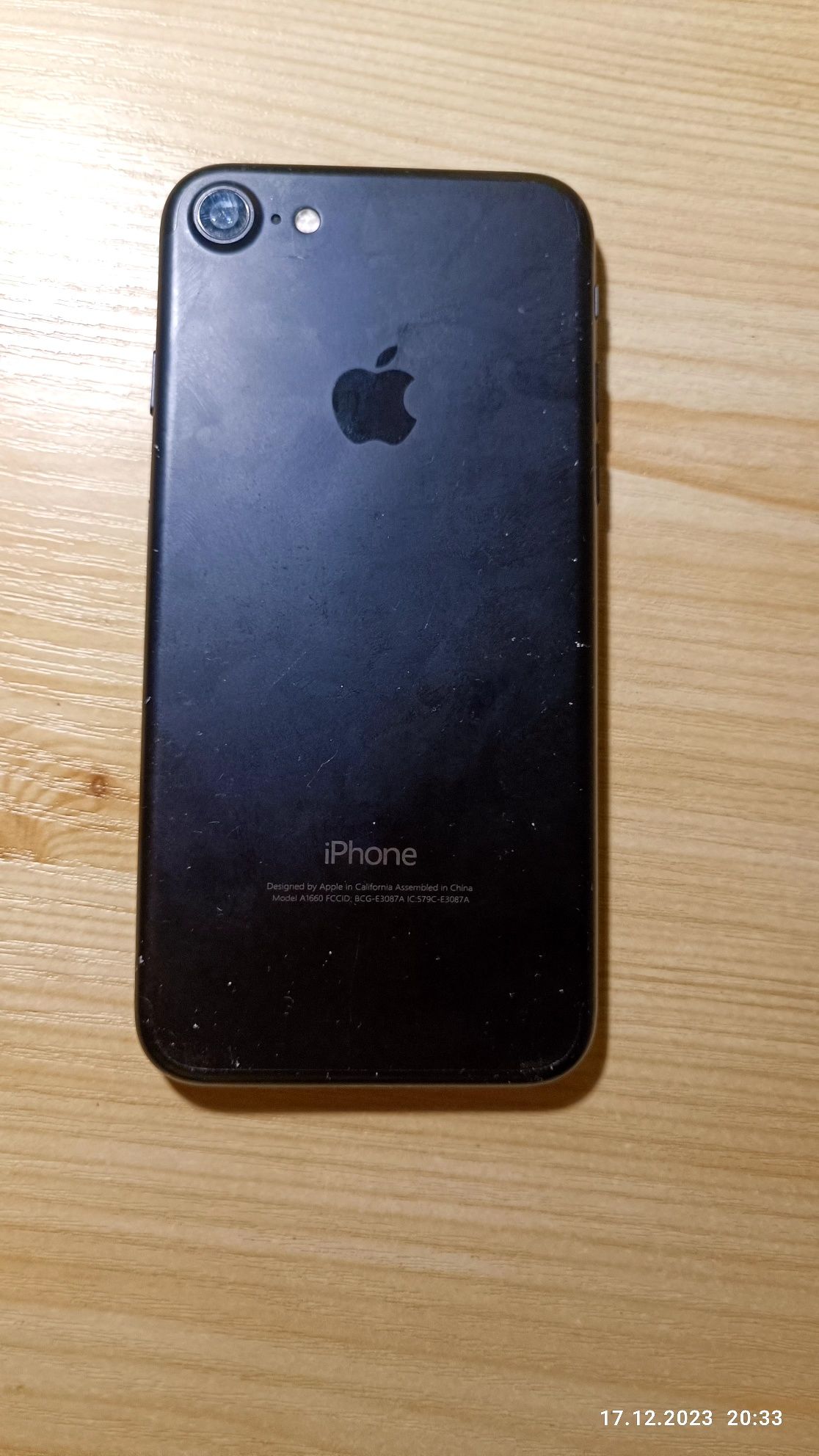 Продам iPhone 7 128gb