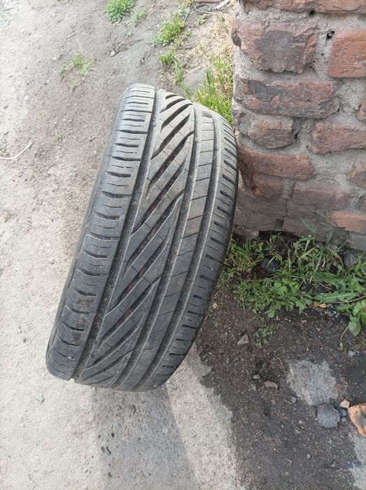 Продам літню шину.