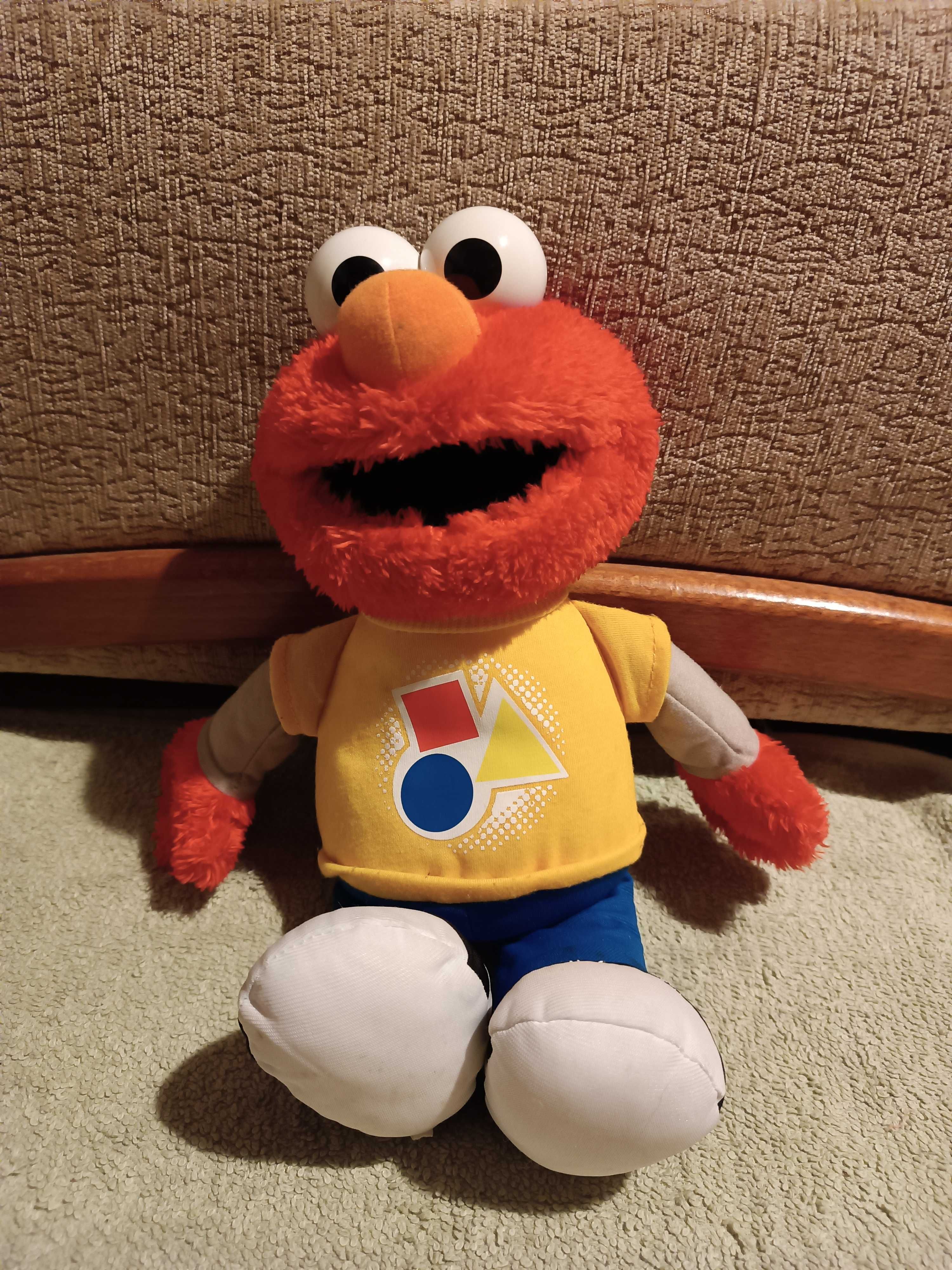 Gadająca  i śpiewająca maskotka ELMO 35 cm