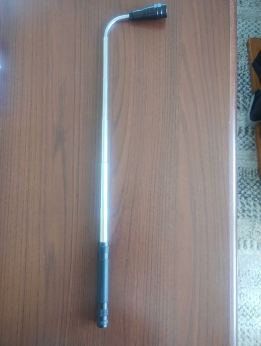 Latarka teleskopowa szperacz