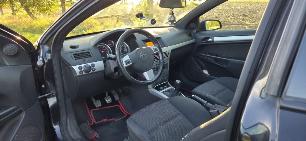 Astra H GTC 1,6T 180km