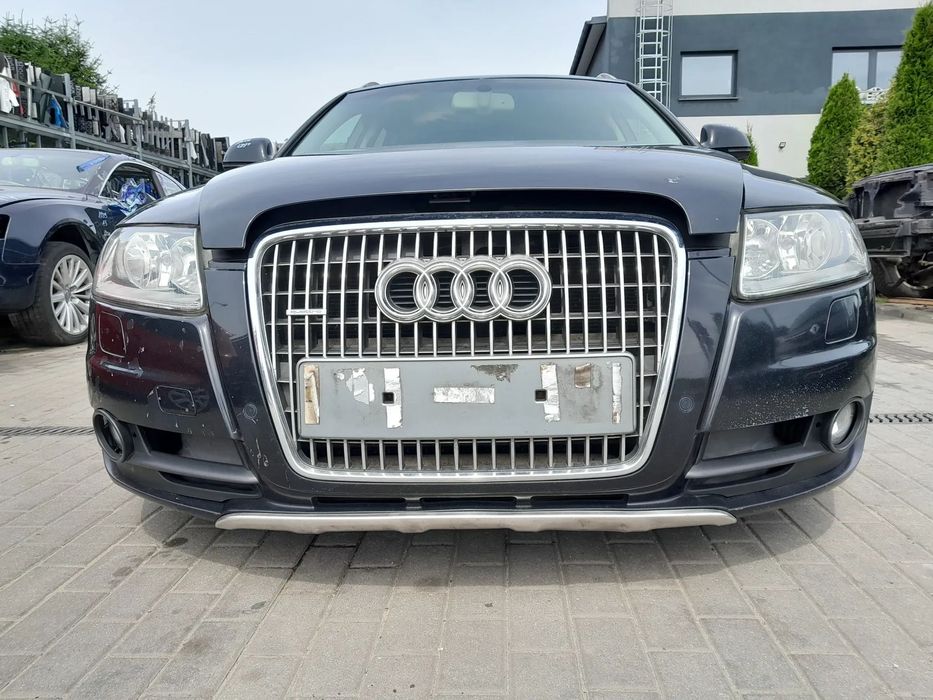 AUDI A6 C6 ZDERZAK PRZEDNI PRZÓD PARKTRONIC SPRYSKI KOLOR: LZ9Y
