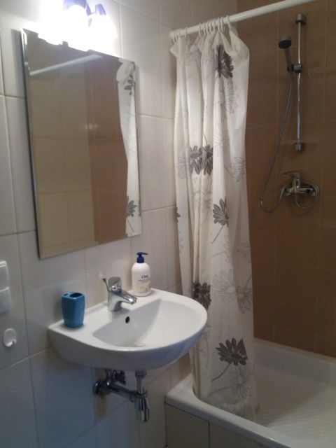 Pokoje 2-3 os z łazienkami Dom nad stawem Agroturystyka