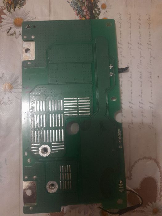 Запчастини до зарядної станції