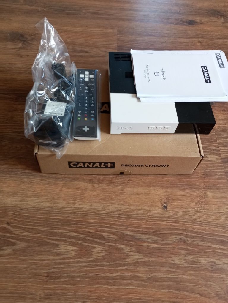 Dekoder cyfrowy telewizji na kartę c+