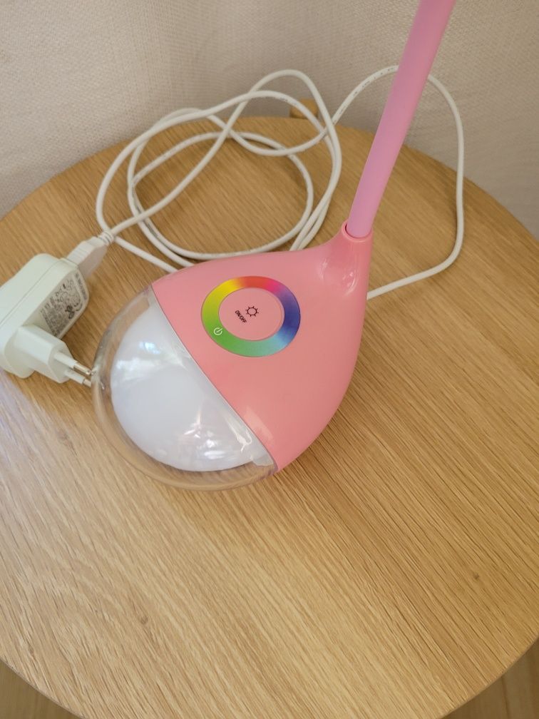 Lampka LED na biurko, z funkcją lampki nocnej