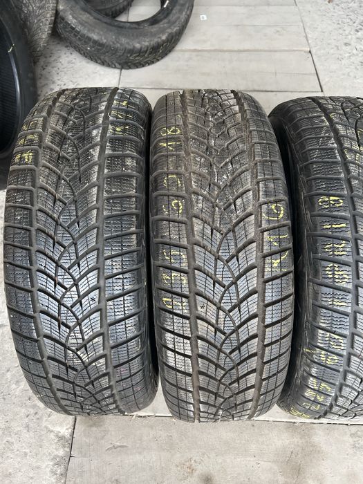 Шини резина Googear 235/60 18