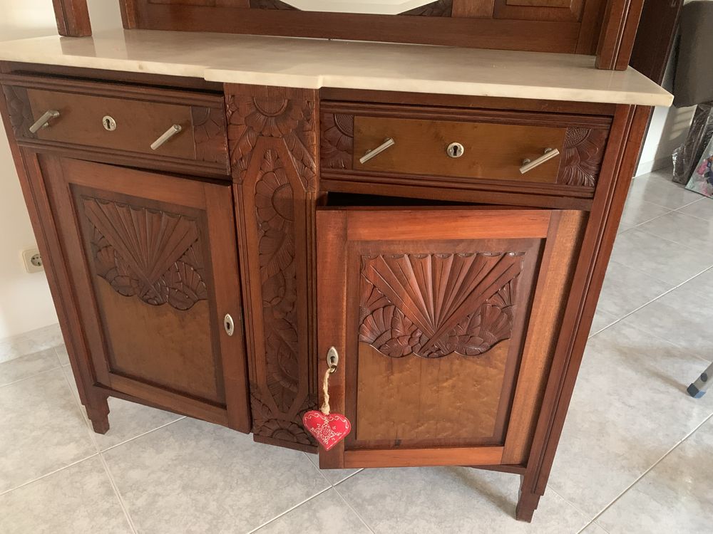 Louceiro antigo sem necessitar restauro