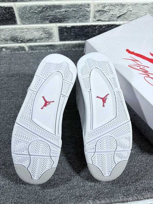 Jordan_4_Retro_White_Oreo R.39