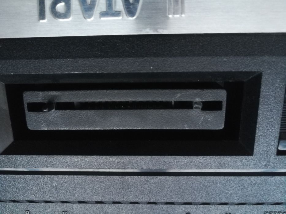 Продам оригінальну ігрову приставку Atari 2600 Junior "Rainbow"