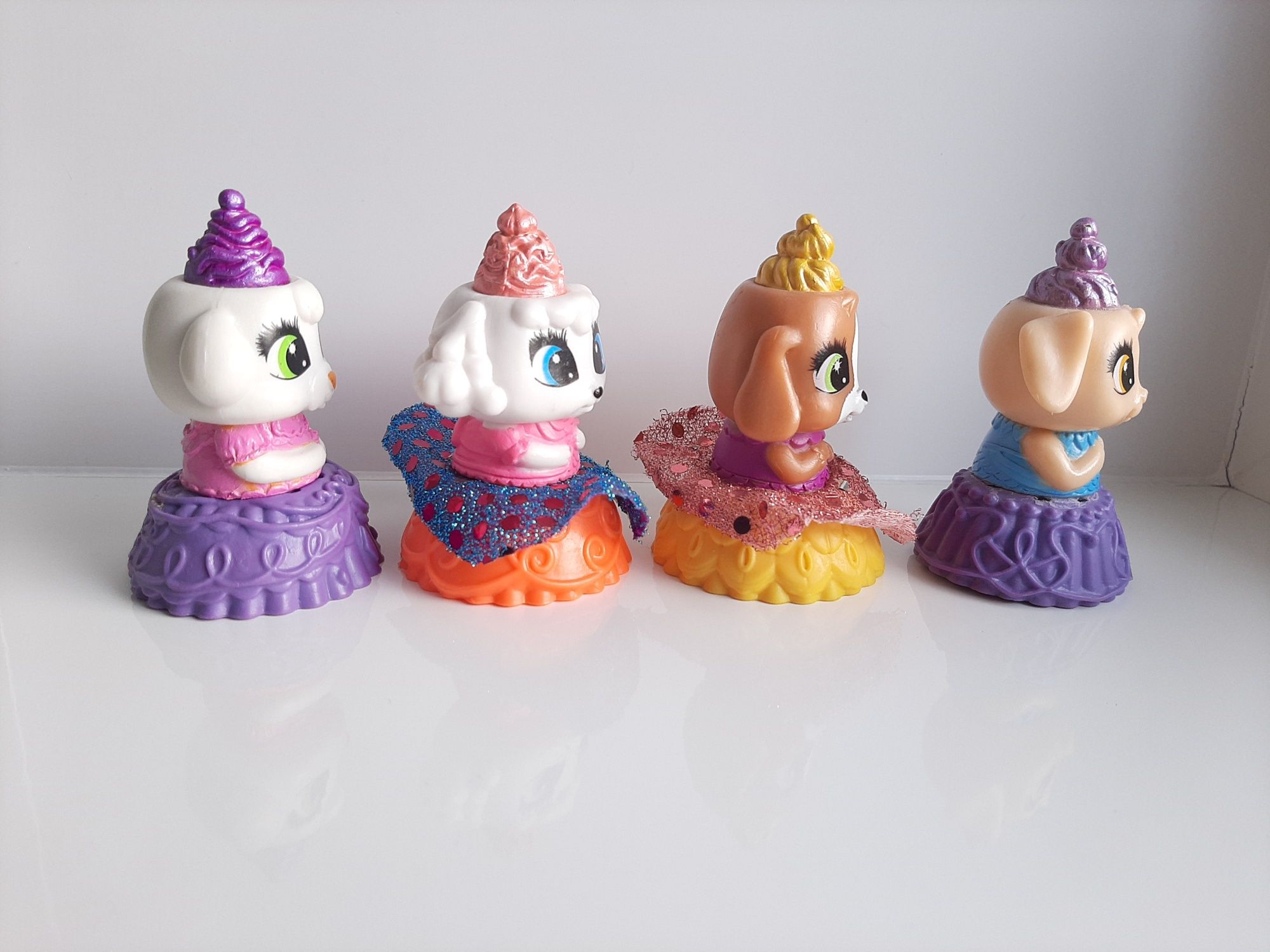 Іграшки ароматні фігурки-капкейки CAKE PETS серії Песики