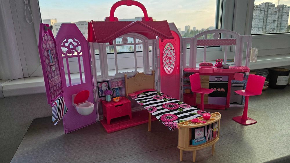 Barbie ляльковий будинок дом