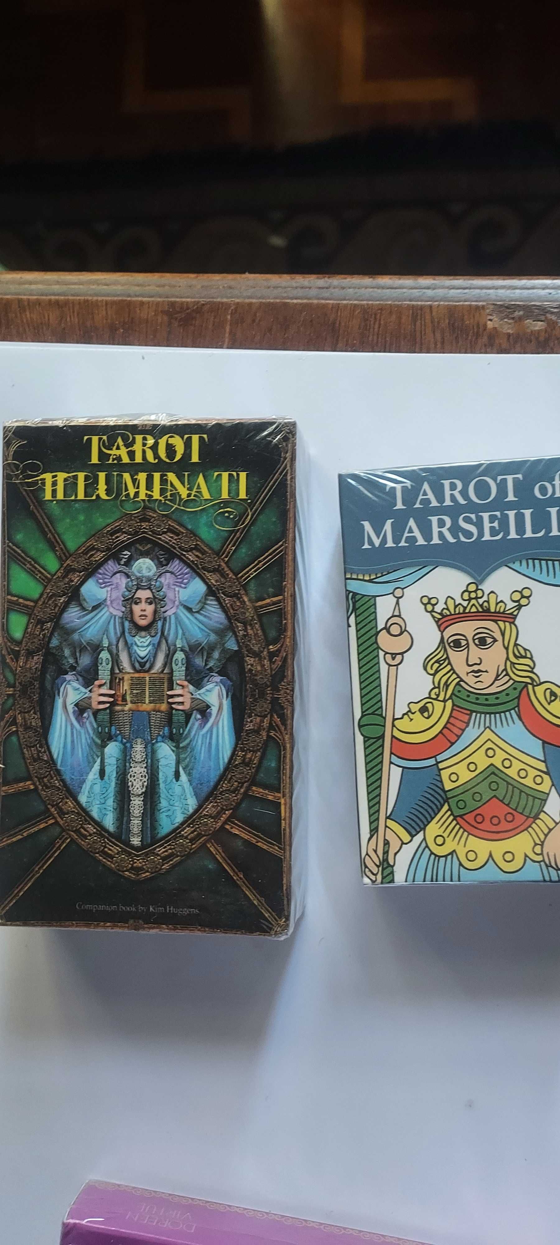 Baralhosde TAROTe oráculos. 10 Baralhos diferentes.  5 euros cada. VEN