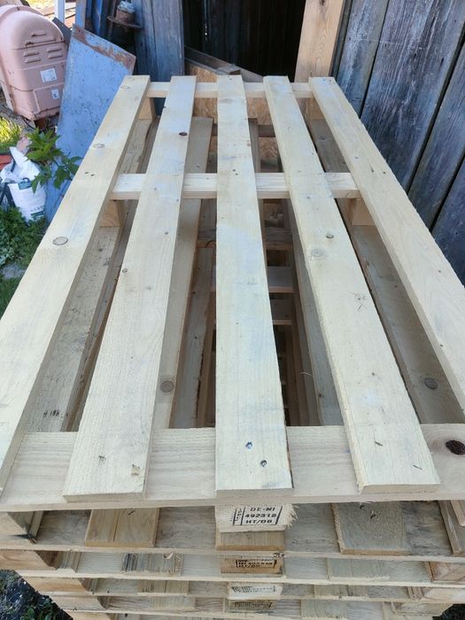 Palety drewniane