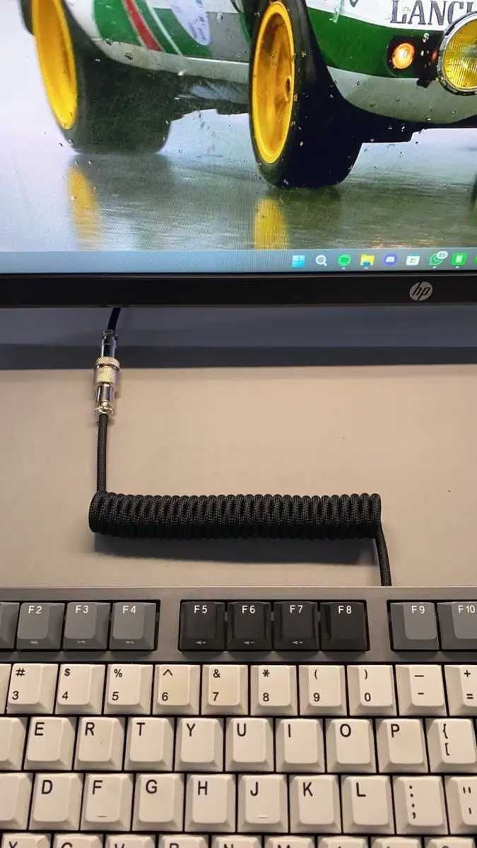 Преміальний кастомний GX16 Coiled Aviator кабель  USB-A to USB-C