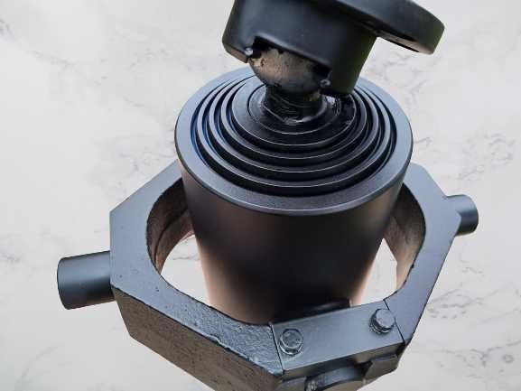 Siłownik hydrauliczny wywrotu,przyczepa,skok 1500mm,1700mm 15ton