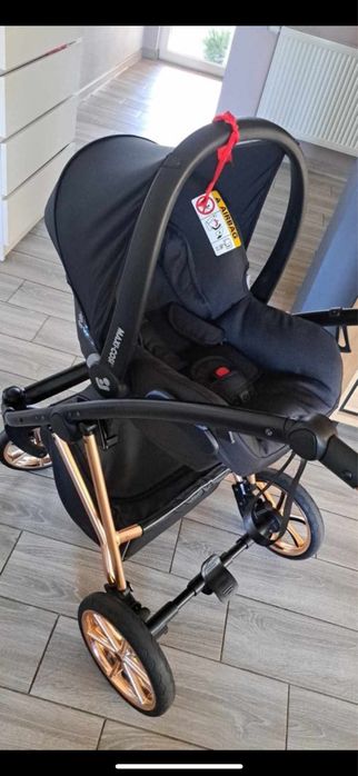 Wozek dzieciecy czarny