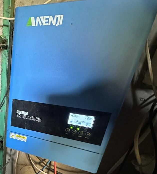 Інвертор 6.2 квт з акумулятором 180а год