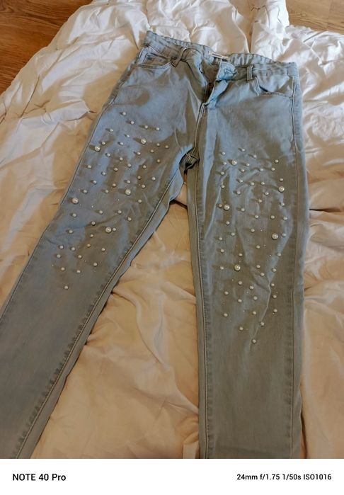 Spodnie jeansowe perełki 38