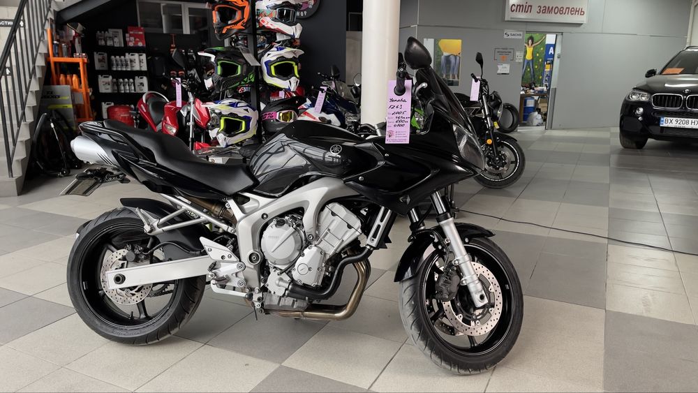 Yamaha FZ6s 2005