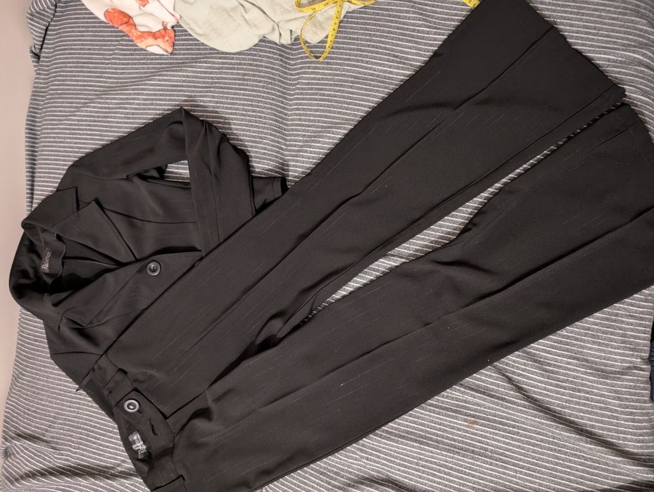 Garnitur damski dwuczęściowy rozm 36