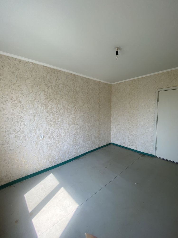 Продам квартиру Кам’янське Лівий Берег Харківська 5