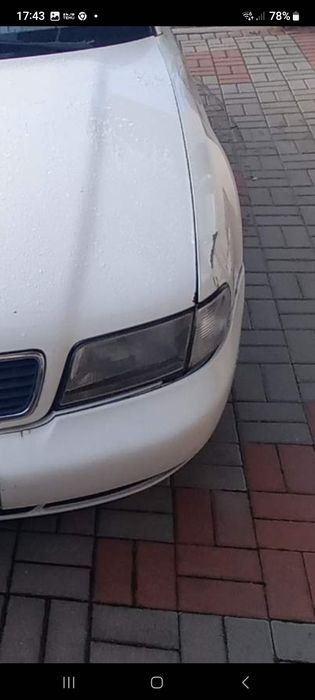 AUDI A4 1.6 benzyna 1995r