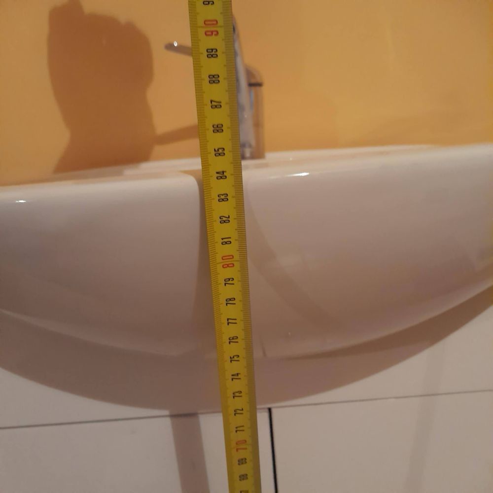 Szafka pod umywalke z umywalka