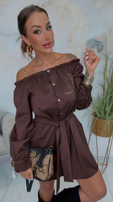 Elegancka sukienka koszula z paskiem cyrkonie kolory Lola bianka