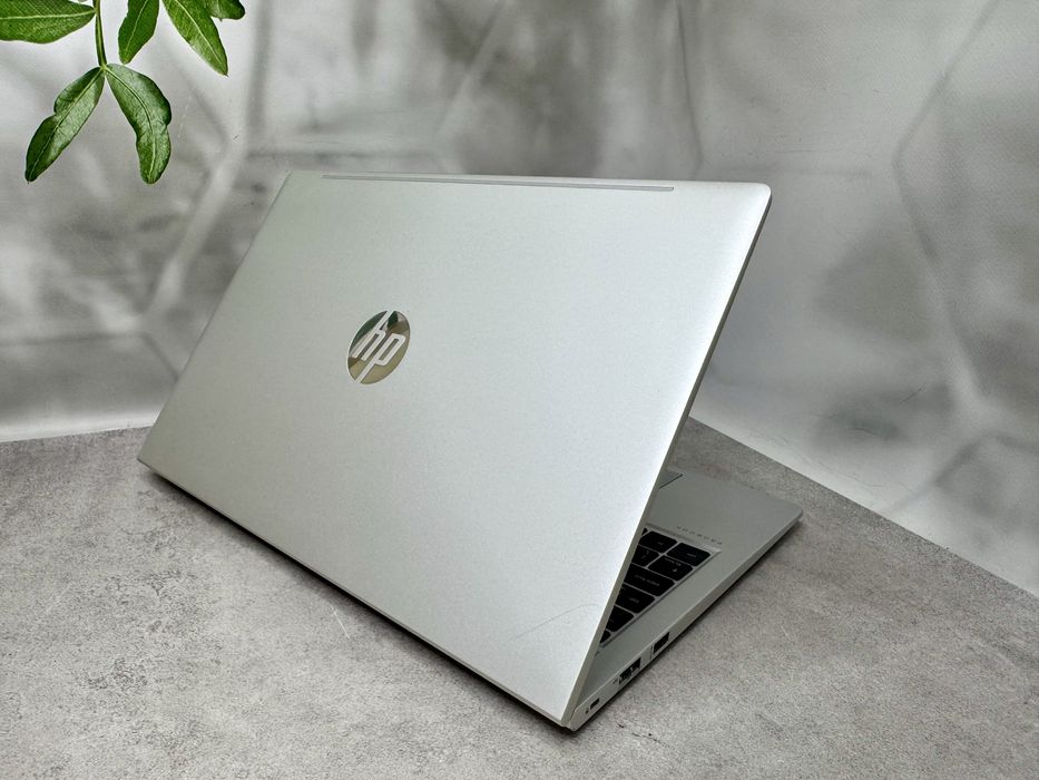 Ноутбук HP Probook 450 G8/i5-1135G7/8GB/256M2/Full HD IPS/2021 рік